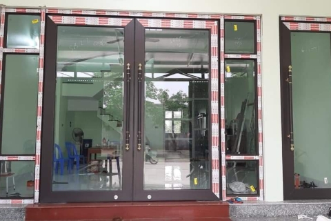 THI CÔNG NHÔM KÍNH CAI LẬY
